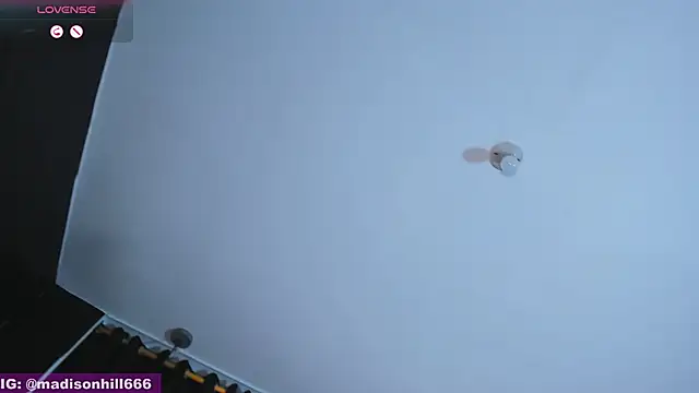 CelinayHanck online show from 14, 3, 2025