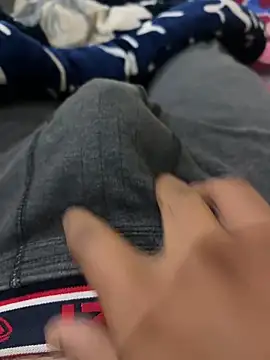 Snapshot of Bareilly_Boy1 chatting on 27, 12, 2024 Bareilly Boy1 online show from 27, 12, 2024