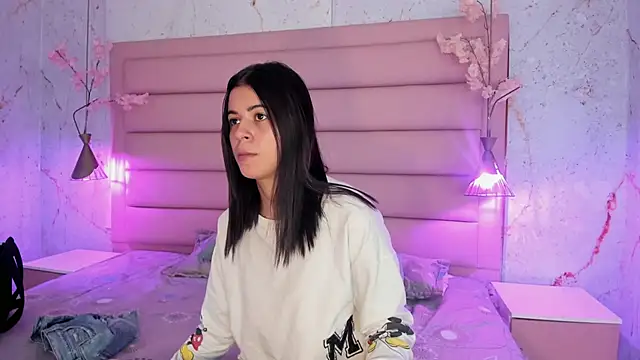 Snapshot of IvySanders1 chatting on 5, 11, 2025 IvySanders1 online show from 5, 11, 2025