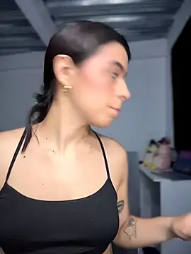 Snapshot of IvySanders1 chatting on 1, 12, 2025 IvySanders1 online show from 1, 12, 2025