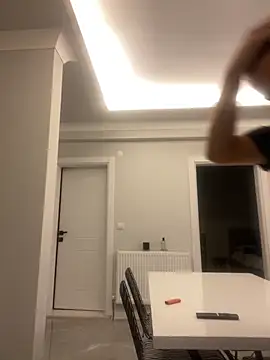 Snapshot of Emre-34 chatting on 19, 11, 2025 Emre-34 online show from 19, 11, 2025