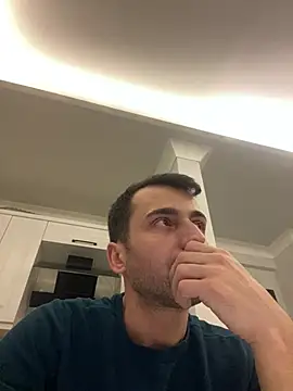 Snapshot of Emre-34 chatting on 25, 2, 2026 Emre-34 online show from 25, 2, 2026