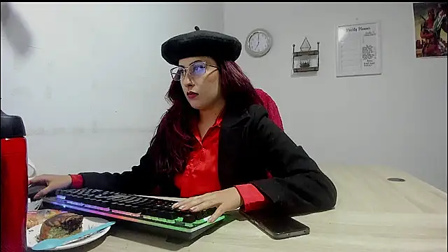 Scarlett Sen online show from 4, 3, 2025