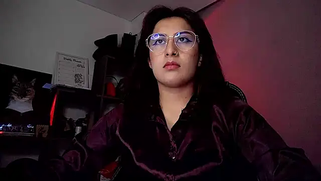 Scarlett Sen online show from 9, 10, 2025