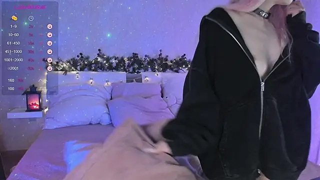 Snapshot of Misty_Shadow chatting on 21, 12, 2024 Misty Shadow online show from 21, 12, 2024