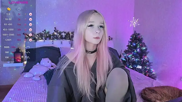 Snapshot of Misty_Shadow chatting on 25, 12, 2024 Misty Shadow online show from 25, 12, 2024