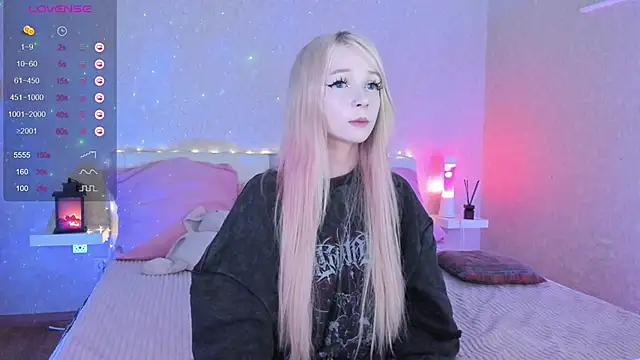 Snapshot of Misty_Shadow chatting on 28, 2, 2025 Misty Shadow online show from 28, 2, 2025