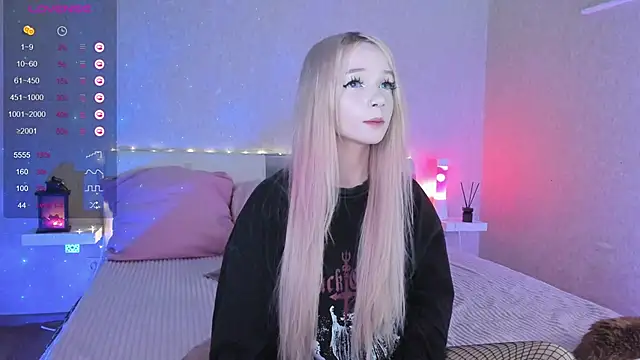 Snapshot of Misty_Shadow chatting on 1, 3, 2025 Misty Shadow online show from 1, 3, 2025