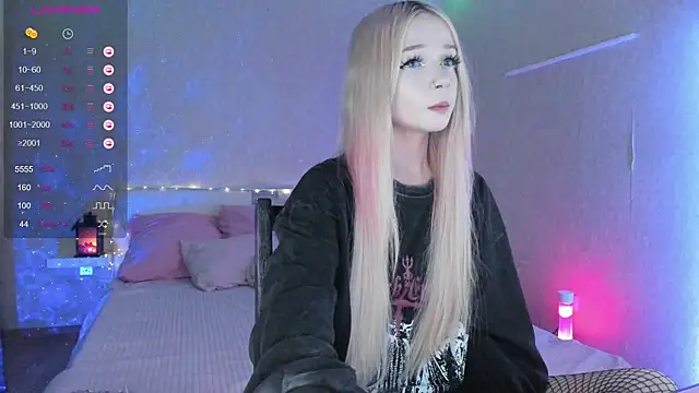 Snapshot of Misty_Shadow chatting on 14, 3, 2025 Misty Shadow online show from 14, 3, 2025