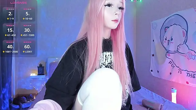 Snapshot of Misty_Shadow chatting on 19, 10, 2025 Misty Shadow online show from 19, 10, 2025