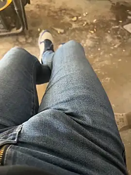 MAHKE12 online show from 21, 11, 2025