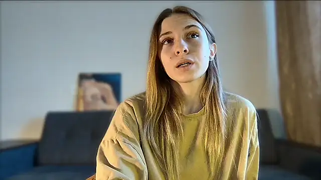 LovelyKatea online show from 12, 3, 2025