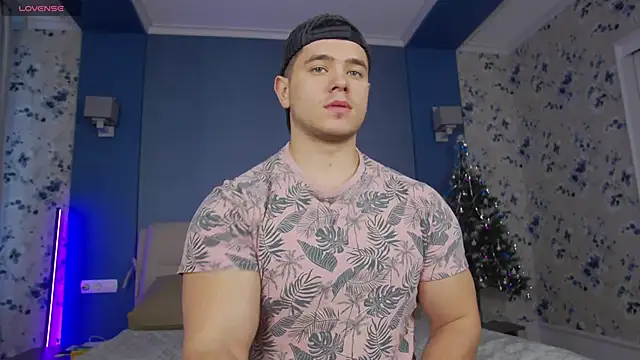 Arilas  online show from 17, 12, 2024