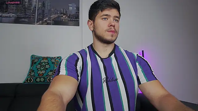 Snapshot of Arilas_ chatting on 16, 11, 2025 Arilas online show from 16, 11, 2025