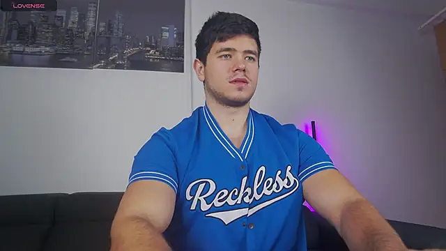 Snapshot of Arilas_ chatting on 2, 12, 2025 Arilas online show from 2, 12, 2025