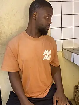 Snapshot of vannycov chatting on 9, 9, 2025 vannycov online show from 9, 9, 2025