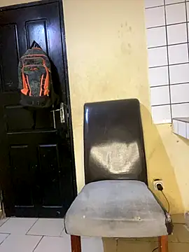 Snapshot of vannycov chatting on 22, 11, 2025 vannycov online show from 22, 11, 2025