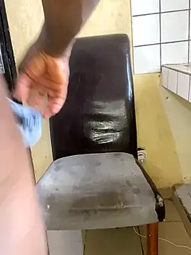 Snapshot of vannycov chatting on 29, 11, 2025 vannycov online show from 29, 11, 2025