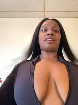 Snapshot of cyn1008 chatting on 8, 12, 2024 cyn1008 online show from 8, 12, 2024