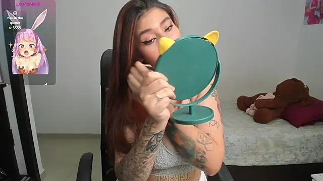 Snapshot of evelyx69x chatting on 6, 3, 2025 evelyx69x online show from 6, 3, 2025