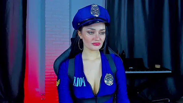 Snapshot of QueenAliss chatting on 6, 2, 2025 QueenAliss online show from 6, 2, 2025