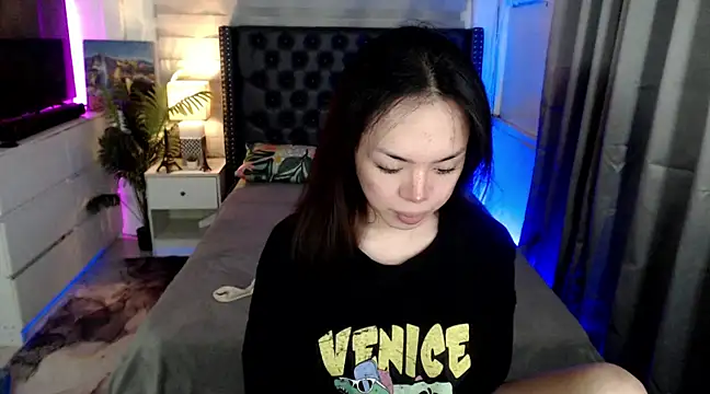 Snapshot of SweetCheska19 chatting on 9, 2, 2025 SweetCheska19 online show from 9, 2, 2025