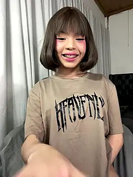 Snapshot of SweetCheska19 chatting on 10, 9, 2025 SweetCheska19 online show from 10, 9, 2025