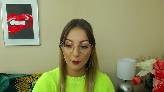 Snapshot of NatalieSexy chatting on 4, 12, 2024 NatalieSexy online show from 4, 12, 2024