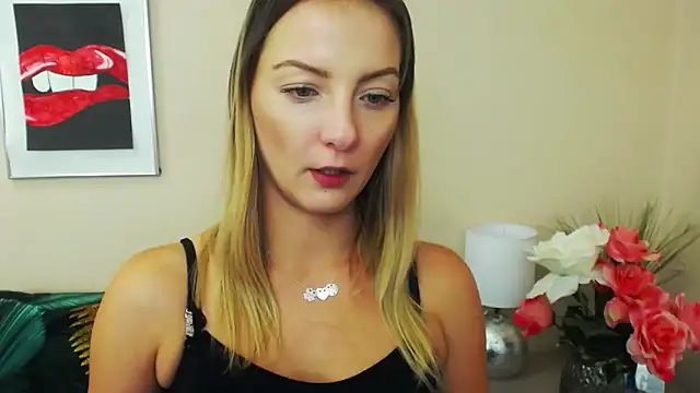 Snapshot of NatalieSexy chatting on 16, 12, 2024 NatalieSexy online show from 16, 12, 2024