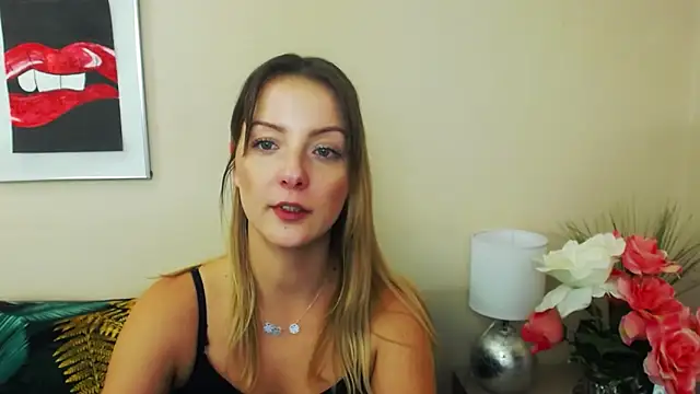 Snapshot of NatalieSexy chatting on 16, 12, 2024 NatalieSexy online show from 16, 12, 2024