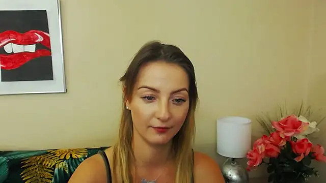 Snapshot of NatalieSexy chatting on 2, 1, 2025 NatalieSexy online show from 2, 1, 2025