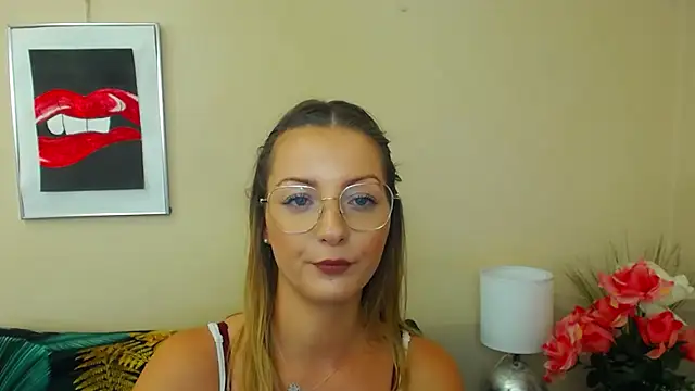 Snapshot of NatalieSexy chatting on 3, 1, 2025 NatalieSexy online show from 3, 1, 2025