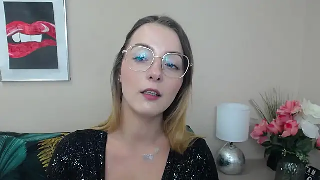 Snapshot of NatalieSexy chatting on 5, 2, 2025 NatalieSexy online show from 5, 2, 2025