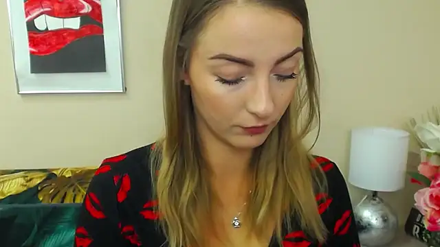 Snapshot of NatalieSexy chatting on 3, 10, 2025 NatalieSexy online show from 3, 10, 2025