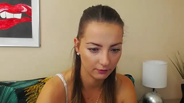 Snapshot of NatalieSexy chatting on 31, 10, 2025 NatalieSexy online show from 31, 10, 2025