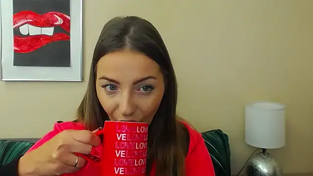 Snapshot of NatalieSexy chatting on 28, 11, 2025 NatalieSexy online show from 28, 11, 2025