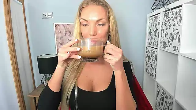 Snapshot of AulloraHoney chatting on 23, 1, 2025 AulloraHoney online show from 23, 1, 2025