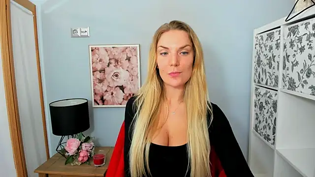 Snapshot of AulloraHoney chatting on 14, 2, 2025 AulloraHoney online show from 14, 2, 2025