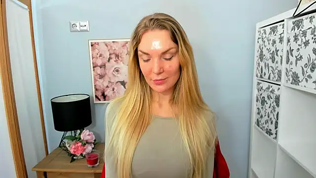 Snapshot of AulloraHoney chatting on 16, 2, 2025 AulloraHoney online show from 16, 2, 2025