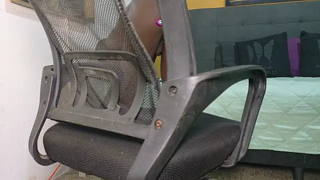 Snapshot of bigdanny_5 chatting on 4, 10, 2025 bigdanny 5 online show from 4, 10, 2025