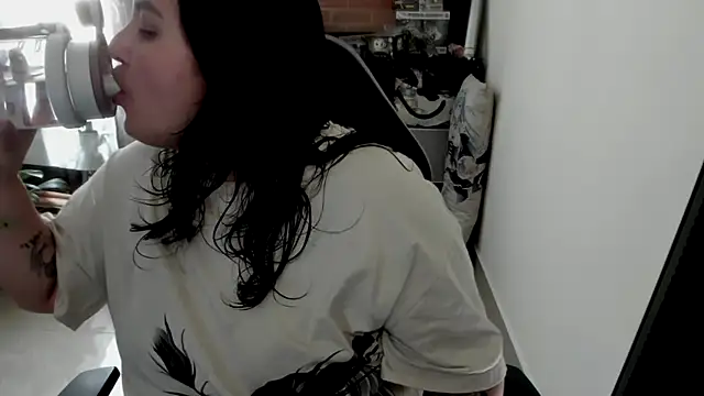 aika-dreams online show from 9, 4, 2026