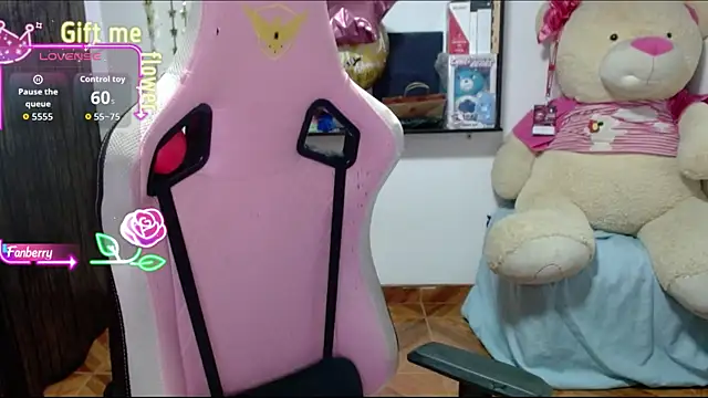 Maggie Fox3 online show from 13, 9, 2025