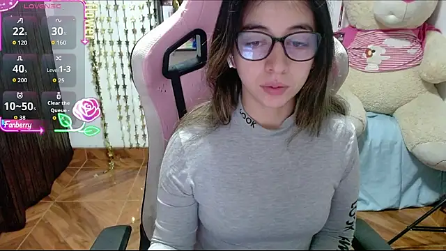 Maggie Fox3 online show from 17, 10, 2025