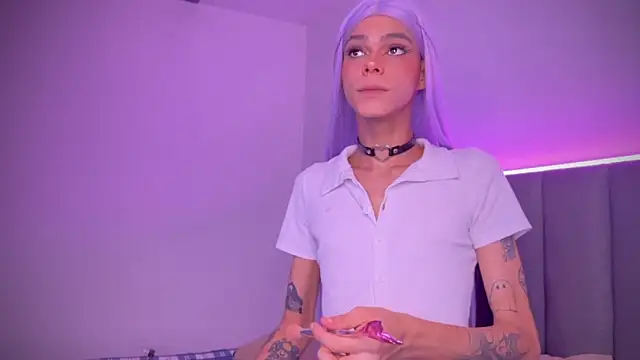 Snapshot of Varya_Ferreira chatting on 10, 12, 2024 Varya Ferreira online show from 10, 12, 2024