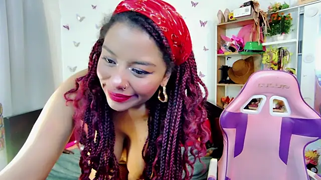 Snapshot of Naasha_ chatting on 12, 1, 2025 Naasha online show from 12, 1, 2025