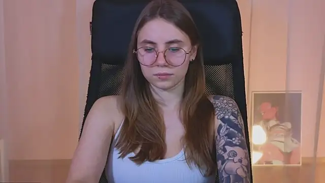  AnnaStark  online show from 17, 1, 2025