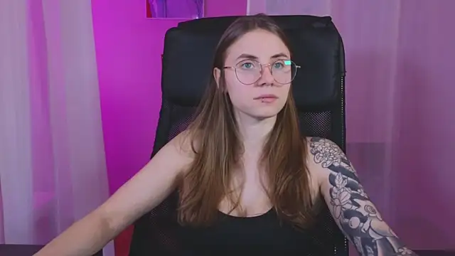  AnnaStark  online show from 18, 1, 2025