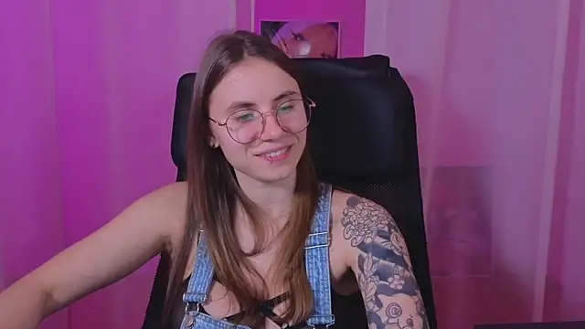  AnnaStark  online show from 2, 2, 2025