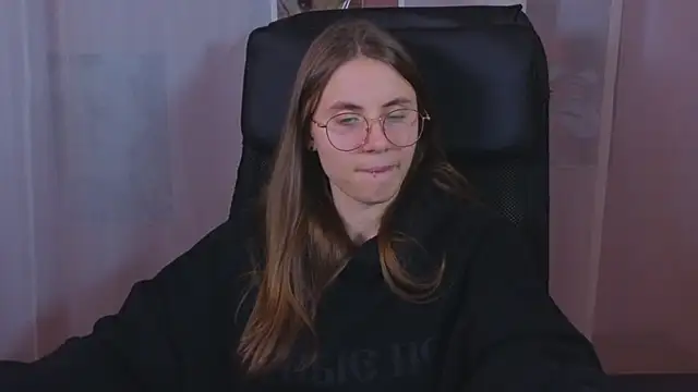  AnnaStark  online show from 6, 3, 2025