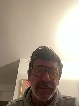 Snapshot of maxximere chatting on 18, 2, 2026 maxximere online show from 18, 2, 2026